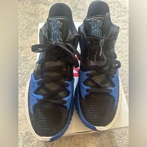 Kyrie Low 4 TB Size 10